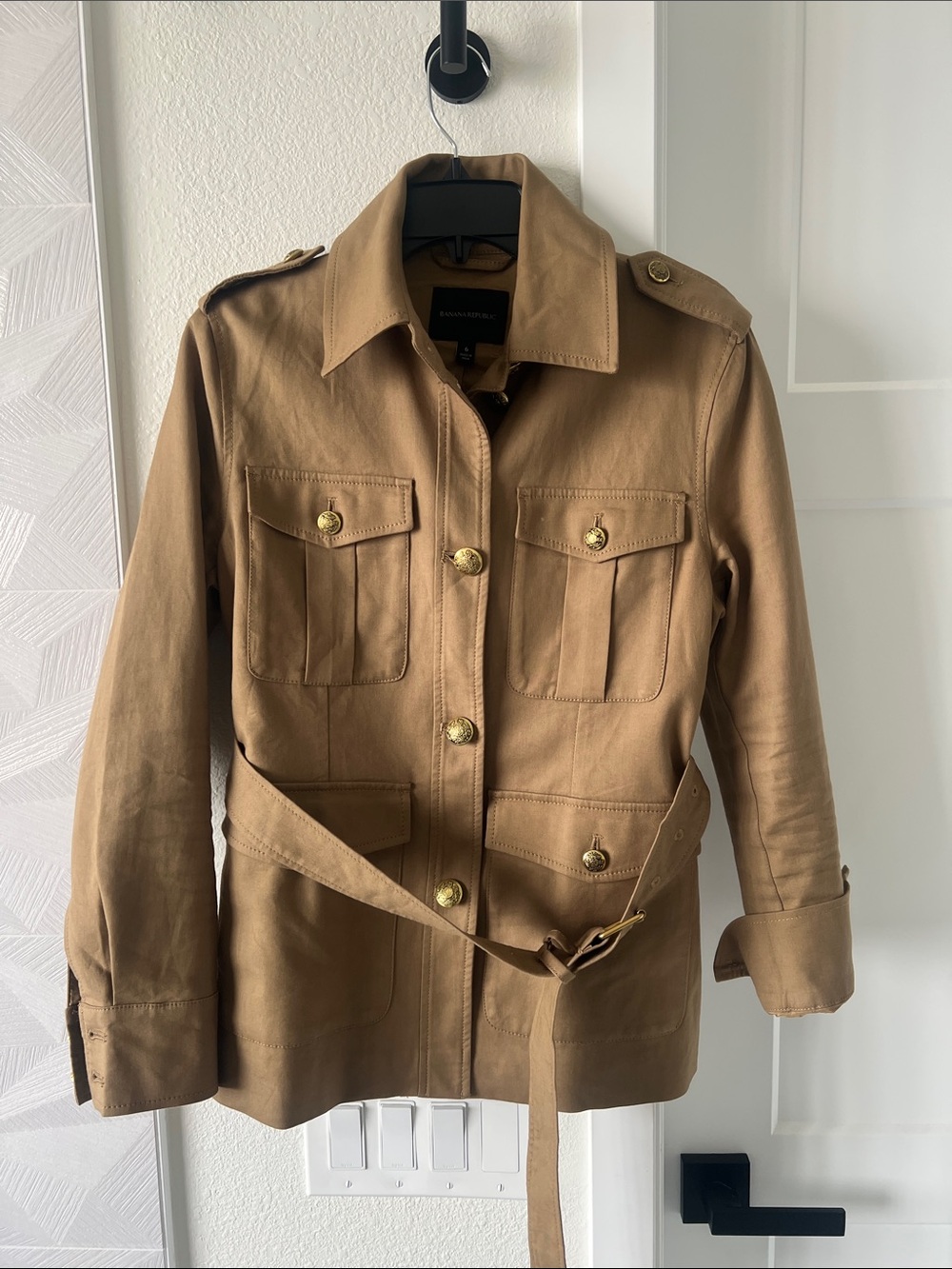 EUC Banana Republic Tan Utility Belted Jacket